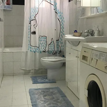 アパート Beautiful And Charming Maisonette